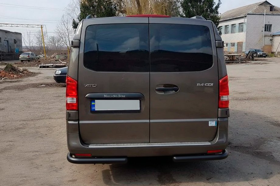 Mercedes Vito/V-class W447 2014- Hinterer Eckenschutz AK003 Schwarz (Edelstahl) Foto 3