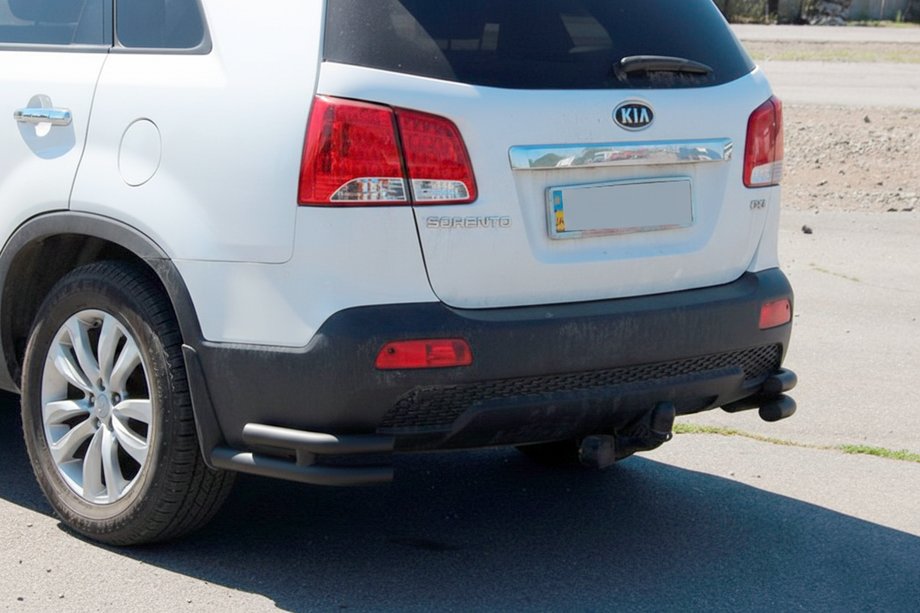 Kia Sorento II XM 2009-2014 Hintere Doppel-Eckschutz AK003-Doppel Black (Edelstahl) Foto 1