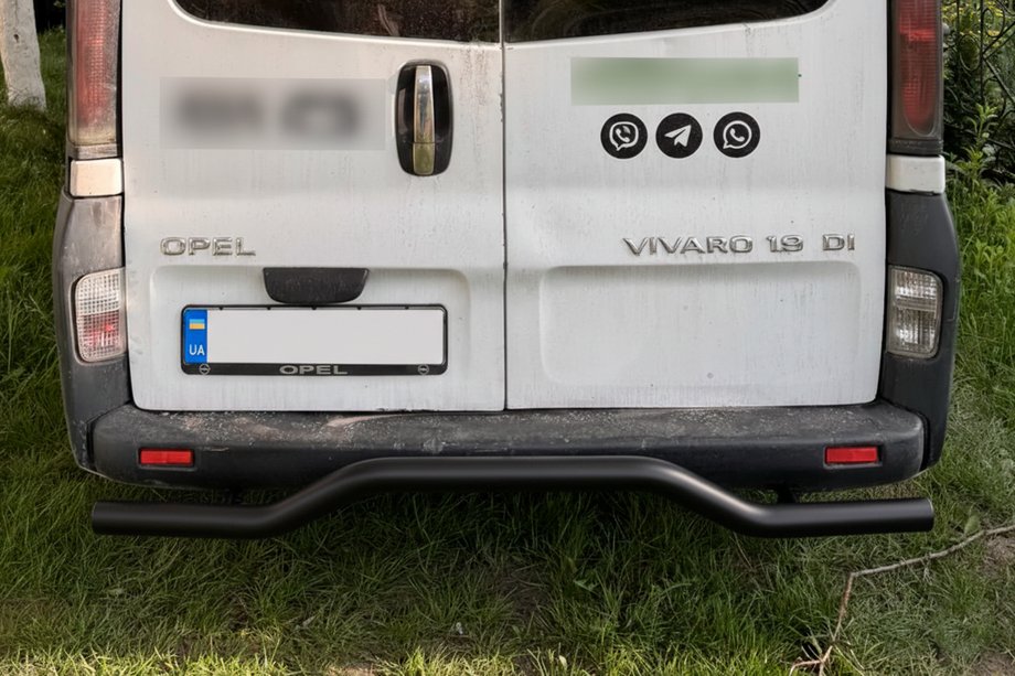 Opel Vivaro 2001–2015 Heckschutz AK006 Schwarz (Edelstahl) Image
