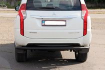 Mitsubishi Pajero Sport 2015- Heckschutz AK005 Schwarz (Edelstahl) Foto 4