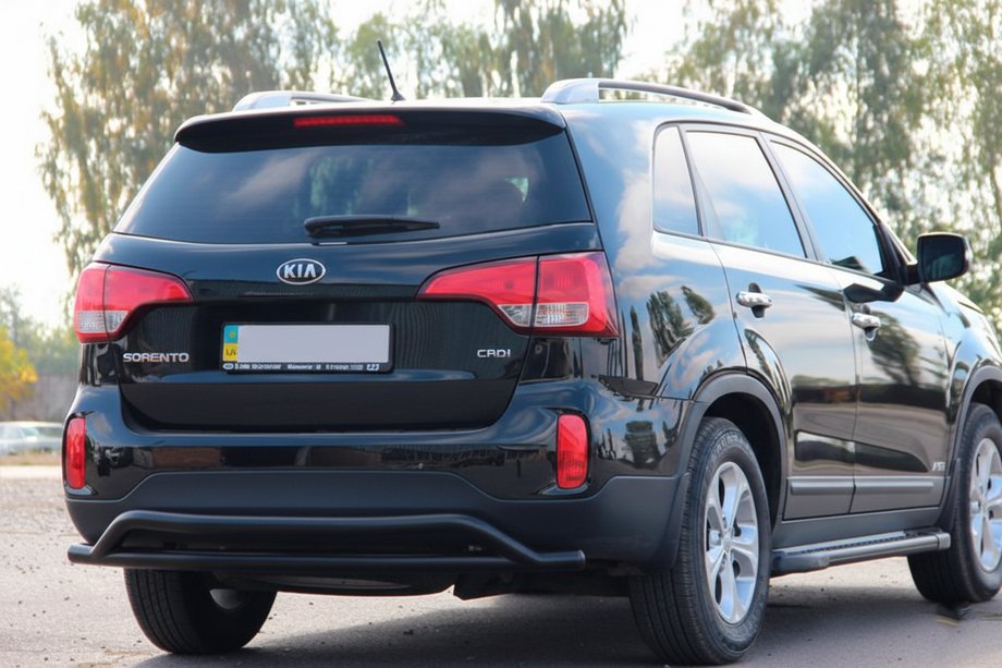 Kia Sorento II XM 2009-2014 Heckbügel AK007-2 Schwarz (Edelstahl) Image