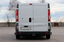 Renault Trafic 2001–2015 Heckschutz AK003-Plus-2 Schwarz (Edelstahl) Foto 2