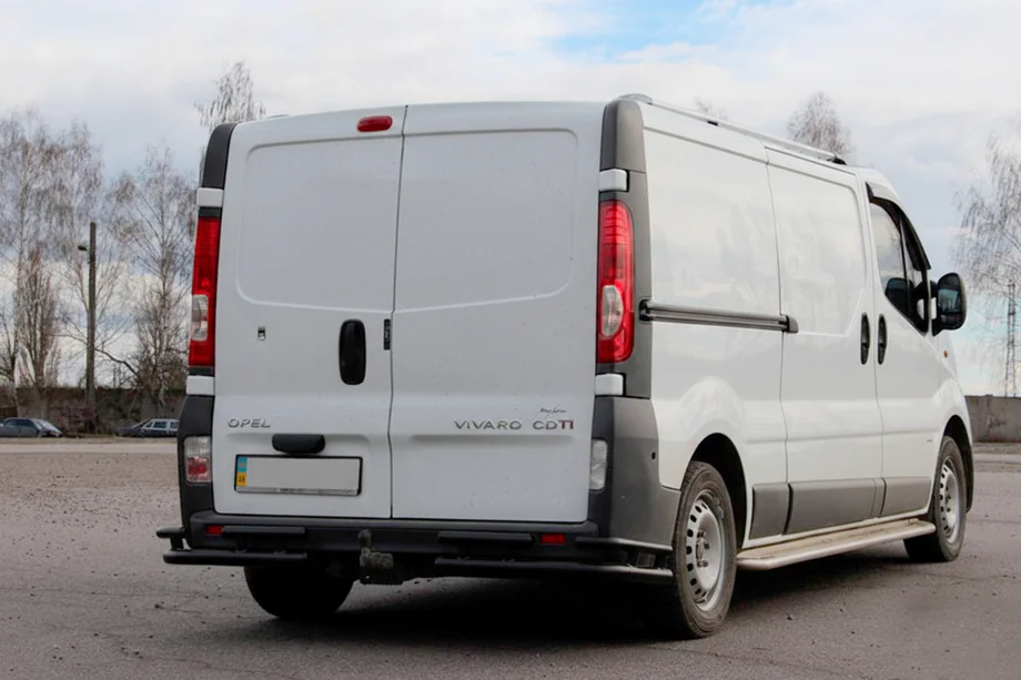 Renault Trafic 2001–2015 Heckschutz AK003-Plus-2 Schwarz (Edelstahl) Image
