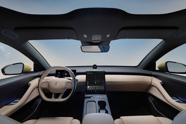 NIO ET5 Test: Intelligente Elektro-Limousine mit bis zu 1000 km Reichweite Foto 5