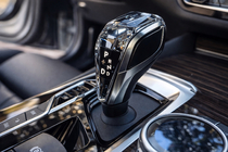BMW 5er G30/G31 2017–2023 Set Kristallelemente Innenraum (Automatik-Wahlschalter + Tasten) Foto 3