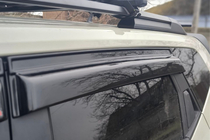Dacia Duster 2024- Windabweiser EuroCap (4 Stk.) Foto 3