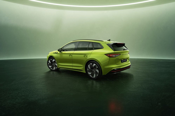 Skoda Enyaq RS im Test: sportliches Elektro-Flaggschiff nach dem Facelift 2025 Foto 4