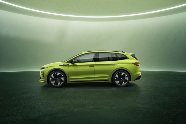 Skoda Enyaq RS im Test: sportliches Elektro-Flaggschiff nach dem Facelift 2025 Foto 2