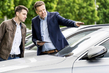 Was sollte man vor dem Autokauf prüfen? Foto 1