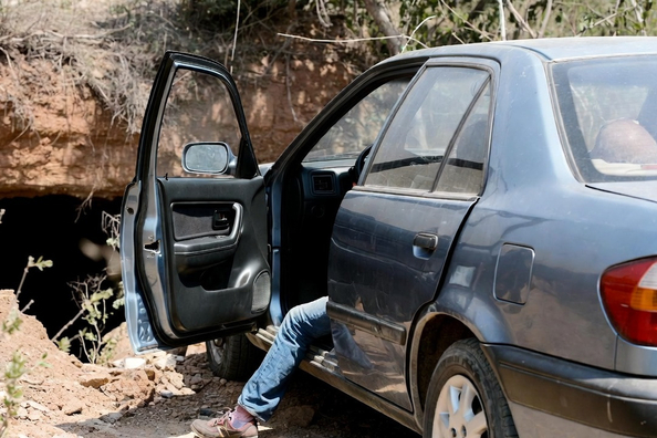 Verhalten im Auto bei Beschuss: Schritt-für-Schritt-Empfehlungen zur Lebensrettung Foto 1