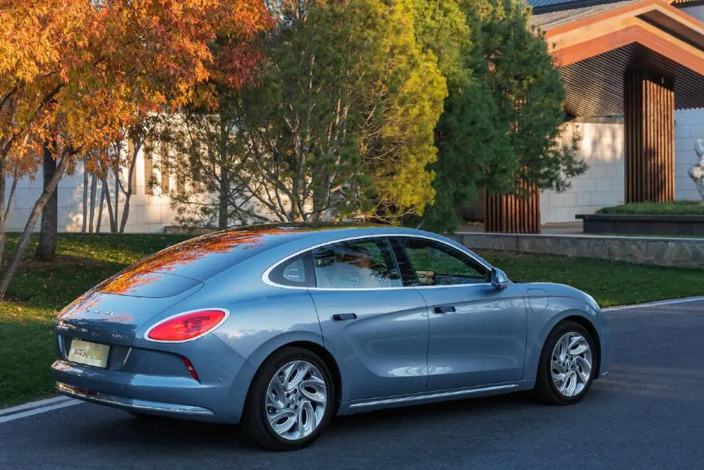 Testbericht: Stylische Elektro-Limousine Ora Lightning Cat