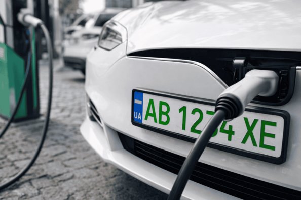 Warum hat ein Auto grüne Kennzeichen? Bedeutung in der Ukraine