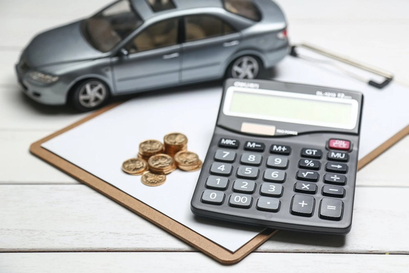 Wie kann man mit einem Auto Geld verdienen?