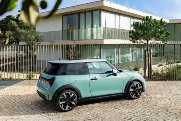 MINI Hatchback 3-door (F66) im Test: neue Generation