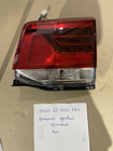 Toyota Land Cruiser 200 2007-2021 B-Ware Hintere rechte innere Rückleuchte 2016-2021 (OEM Standard) (für Kofferraumdeckel) (gerissen) Foto 2