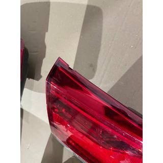 B-Ware Rückleuchte hinten links innen 2016-2021 (OEM-Standard) (für Kofferraumdeckel) (gerissen) Toyota Land Cruiser 200 2007-2021 Foto 3