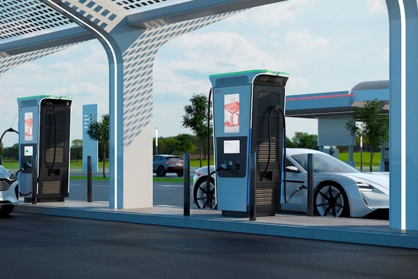 Elektroauto an der Tankstelle laden: kompletter Guide für Fahrer