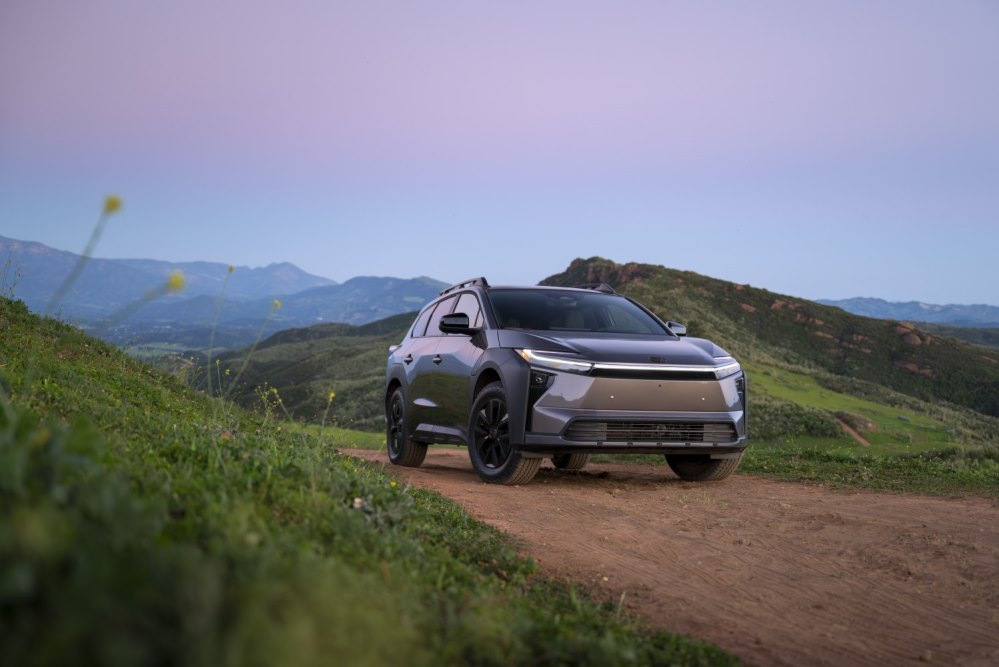 Toyota bZ Woodland 2026 im Test: elektrischer Offroad-Crossover