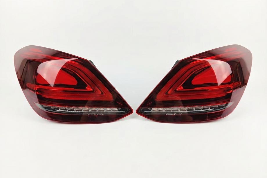 Mercedes C-class W205 2014-2021 Rückleuchten 2026-Design (2 Stk) Image
