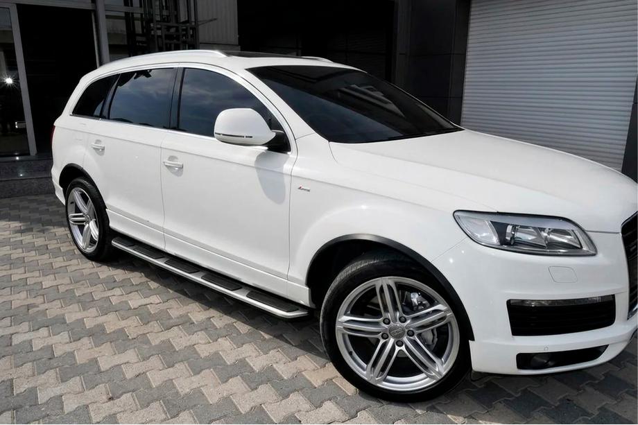 Audi Q5 2008-2017 OEM Trittbretter (ohne Befestigung, 2 Stk., Aluminium) Image