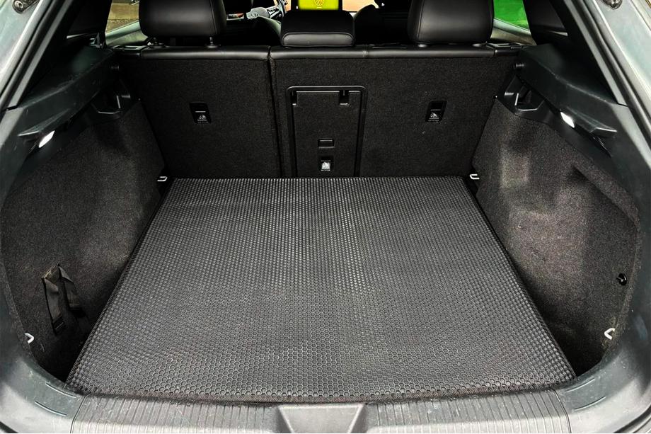 Volkswagen ID.5 2022- Gummimatte für Kofferraum Carsuit V2 (schwarz) Image
