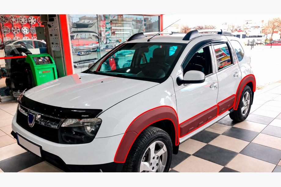Renault Duster 2008–2017 Kotflügelverbreiterungen mit Zierleisten EuroCap (12 Stk., glatt, schwarz matt, ABS) Foto 1