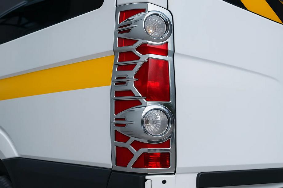 Volkswagen Crafter 2006-2016 Chrom Rückleuchten Abdeckungen (2 Stk, Kunststoff) Image