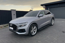 Audi Q8 2018- Seitliche Trittbretter Bosphorus Black (2 Stk., Aluminium) Foto 1