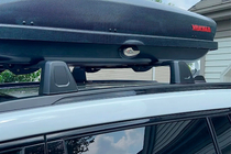 Jeep Grand Cherokee WL 2021- Dachträger Quertraversen für integrierte Reling OEM (2 Stk.) Schwarz Foto 6