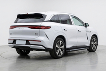 BYD Tang 2025– Seitenschweller Vision New Black (2 Stk., Aluminium) Foto 1