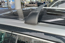 Toyota Highlander 2013-2019 Dachträger Quertraversen für integrierte Reling OEM (2 Stk.) Grau Foto 8