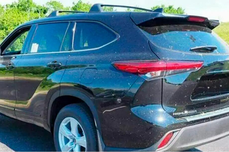 Toyota Highlander 2019- Dachträger-Querträger für OEM-Aufnahmepunkte, abschließbar (2 Stk.) Foto 1
