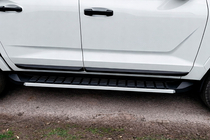 Mitsubishi L200 2024- Seitliche Trittbretter HARMS (2 Stk) Foto 6