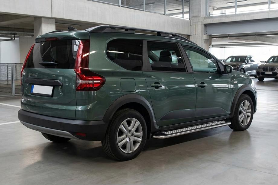 Dacia Jogger 2022- Seitenschweller Maydos V2 (2 Stk., Aluminium & Edelstahl) Foto 1