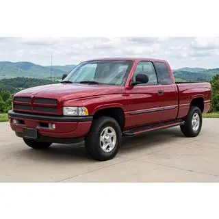 Seitliche Trittbretter Maya Red (2 Stk., Aluminium) Dodge RAM (BR/BE) 1994–2002 Foto 1
