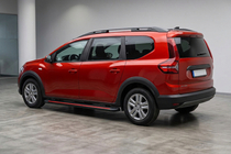 Dacia Jogger 2022- Seitliche Trittbretter Maya Red (2 Stk., Aluminium) Foto 1