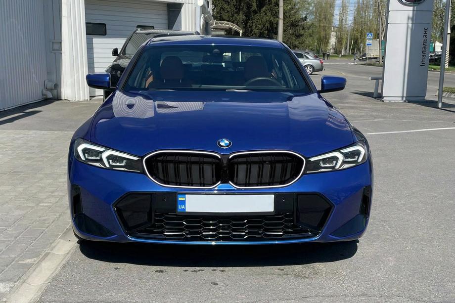 BMW 3 Series G20/G21 2018- M-Look LED Nierengrills (2022+, Schwarz Hochglanz) Image