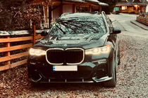 BMW X7 G07 2019- M-Look LED Nieren-Grill (2019-2022, Schwarz Hochglanz) Foto 5