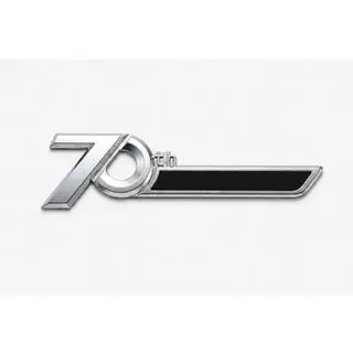 Schriftzug 70 Jahre Toyota