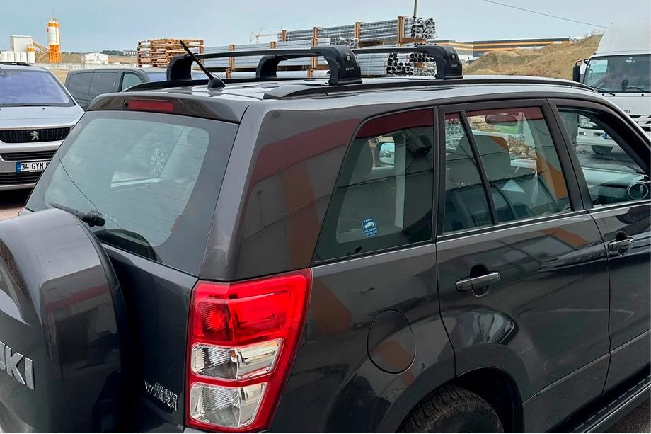 Suzuki Grand Vitara 2005-2017 Dachträger (Querträger) für Originalbefestigung Ecem V3 (2 Stk) Grau, 110 cm Foto 2