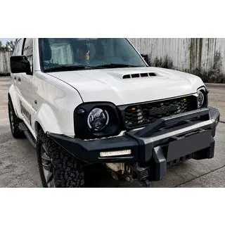 Scheinwerfer- und Kühlergrill-Set (Offroad) Suzuki Jimny 1998-2018 Foto 1
