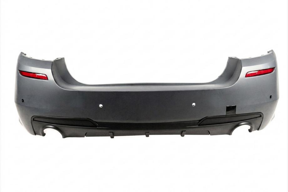BMW 5 Series F10/F11 2010–2016 Heckstoßfänger mit M-Performance Diffusor (für F10, für beidseitigen Einzelendrohr-Auspuff) Image