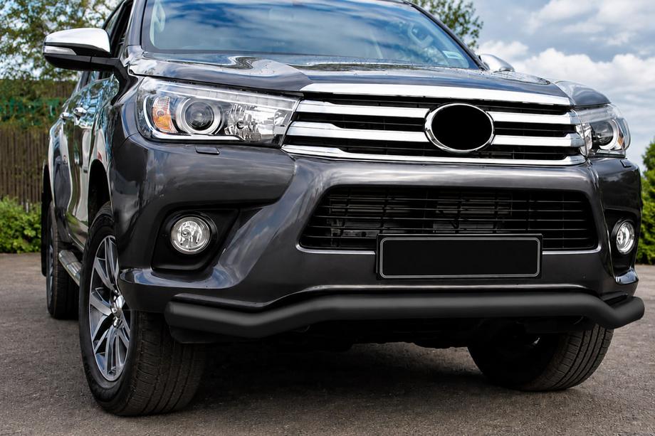Toyota Hilux 2015- Frontschutzbügel ST007 Black (Edelstahl) Image