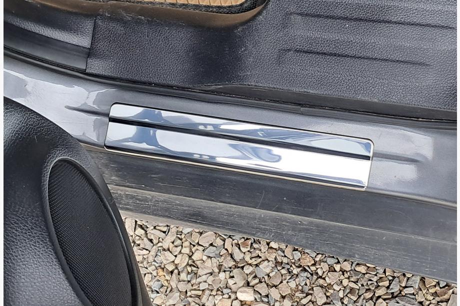 Nissan X-trail T32/Rogue 2014-2021 Einstiegsleisten OmsaLine (4 Stk, Edelstahl) Foto 2
