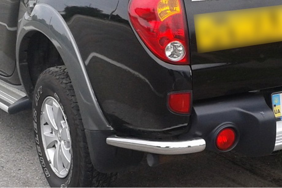 Mitsubishi L200 2006-2015 Hintere Eckschutzrohre AK003 (2 Stk., Edelstahl) Image