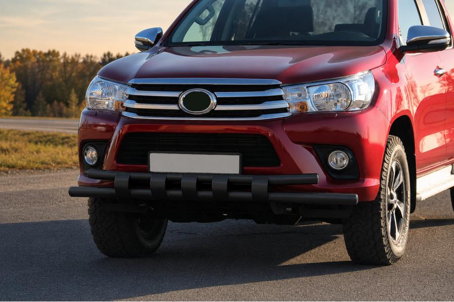 Toyota Hilux 2015- Frontschutzbügel ST015 Black (Edelstahl) Foto 2