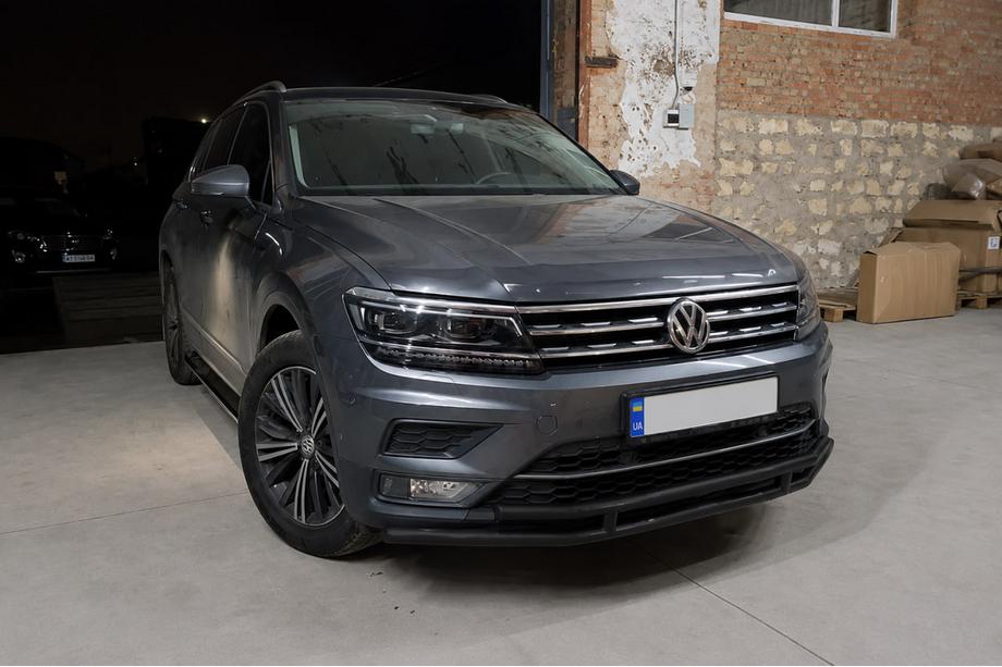 Volkswagen Tiguan 2016-2023 Frontschutzbügel ST016 Black (Edelstahl) Image
