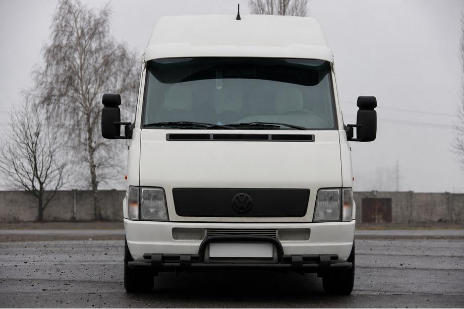 Volkswagen LT 1995-2006 Frontschutzbügel ST020 Black (Edelstahl) Image
