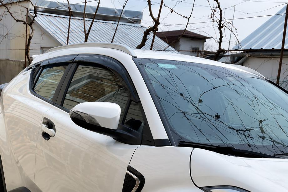 Toyota C-HR 2016-2023 Integrierte Dachreling grau OEM (ABS-Kunststoff, Klebemontage) Foto 1
