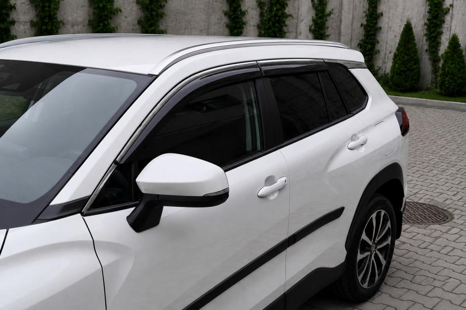 Toyota Corolla Cross 2020- Integrierte Dachreling grau OEM (ABS-Kunststoff, Klebemontage) Foto 4